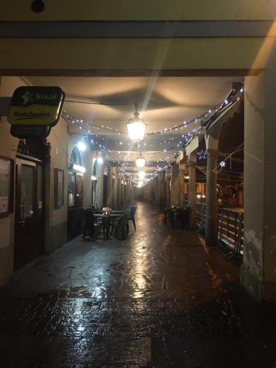 portici-illuminati-a-led